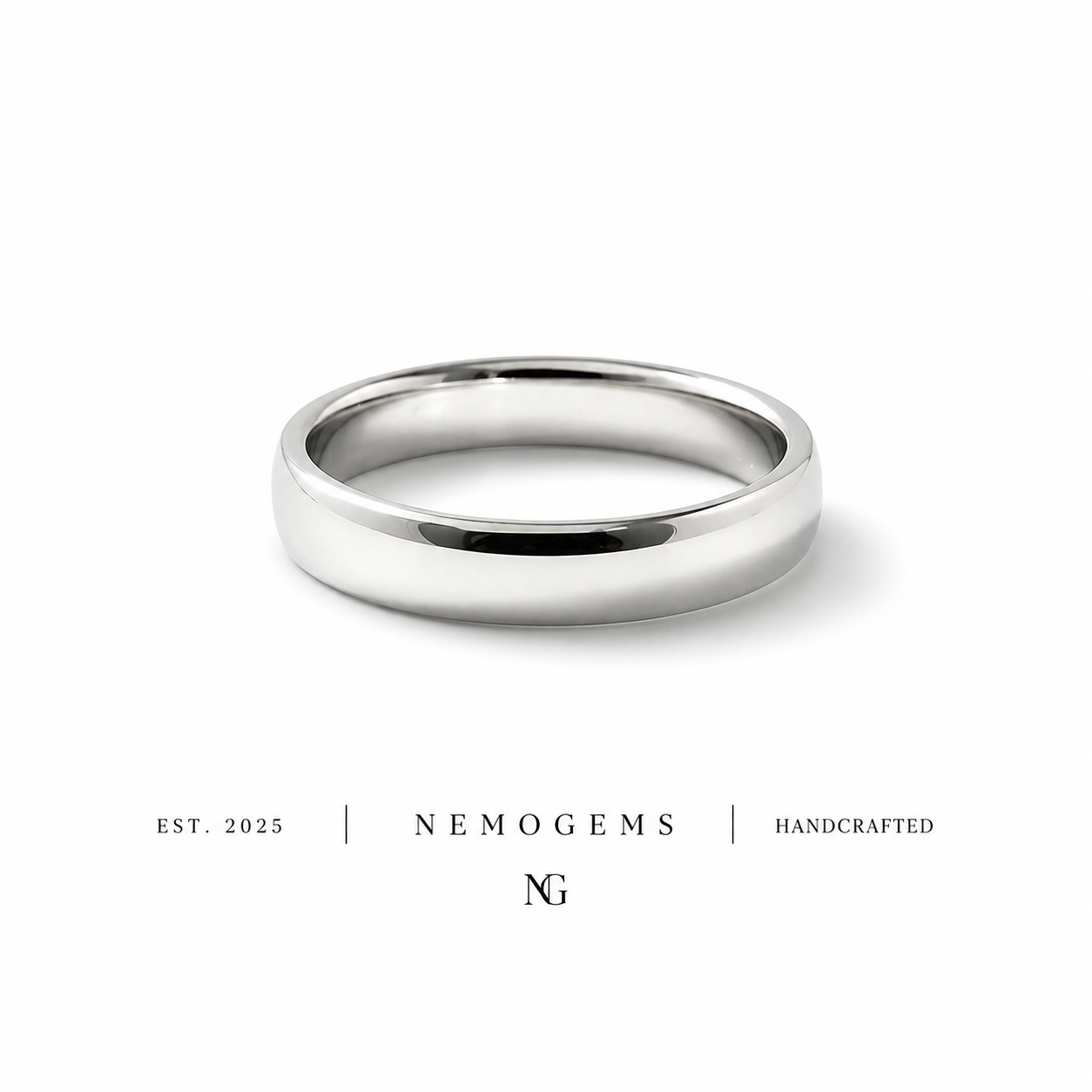 Silver Edge Ring – Minimal Classic Band