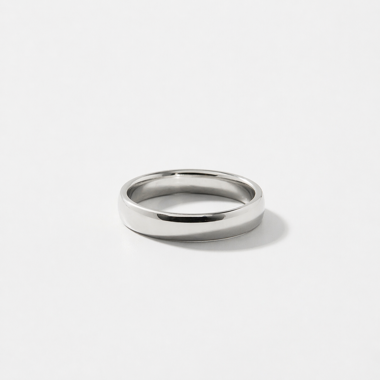 Silver Edge Ring – Minimal Classic Band